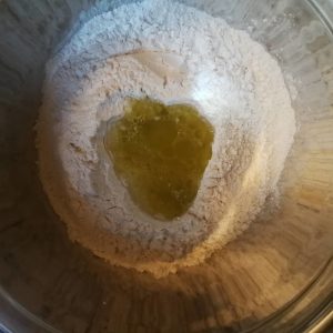 Still step 1: We've added the raki... Now, use your hands!