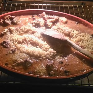 Step 6: everything has been mixed in an oven-proof dish (clay in this image) and is ready for baking.