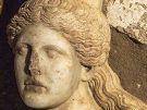 Beautiful, but not a good sign: the head of the right-hand sphinx, found in the innermost chamber. (Image: Greek Ministry of Culture)